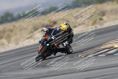 media/Oct-13-2025-Moto Forza (Mon) [[a66d839500]]/2-A Group/Session 3 (Turn 16)/
